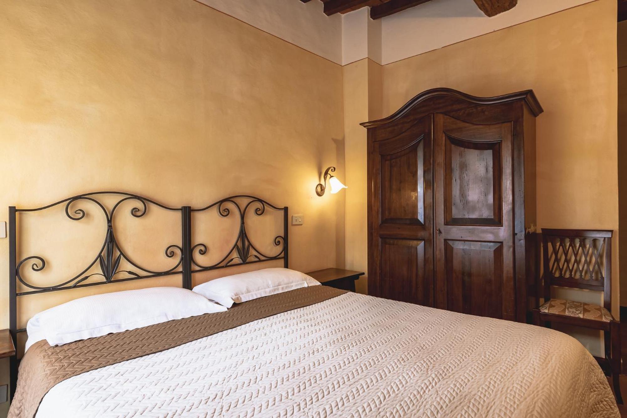 Meuble Evoe Bed & Breakfast Montepulciano Stazione Екстериор снимка