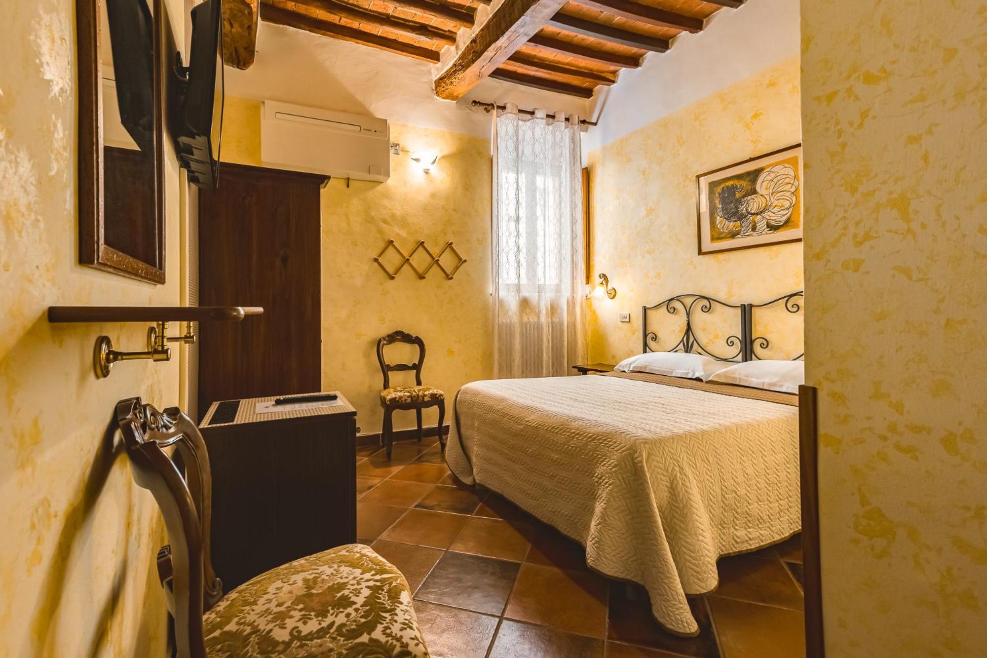 Meuble Evoe Bed & Breakfast Montepulciano Stazione Екстериор снимка